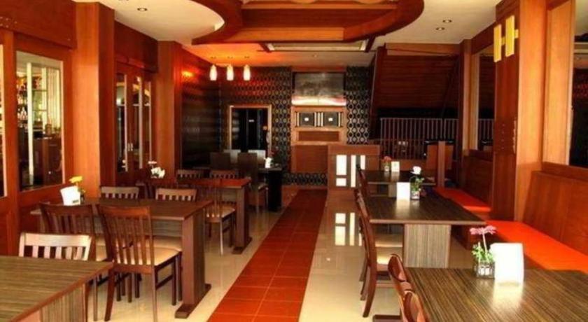 Triple Rund Place Hotel Patong Exterior foto